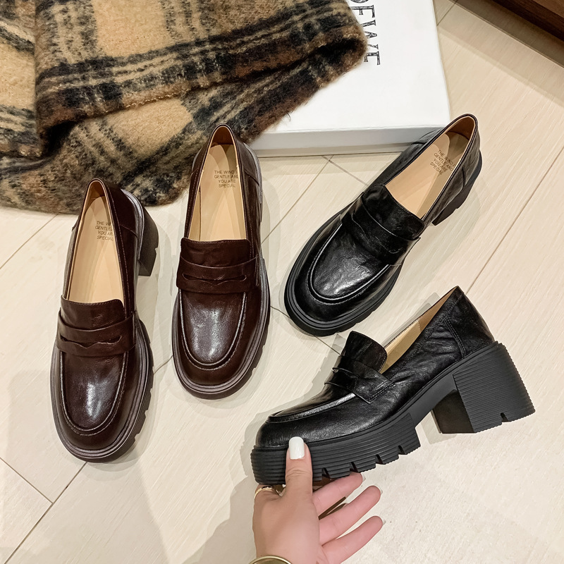 Small Height Increasing Thick-soled Texturized Sheepskin Loafer Shoes 2024 Autumn Thick High-heeled Loose Round-toe Genuine Leather Single-layer Shoes for Women