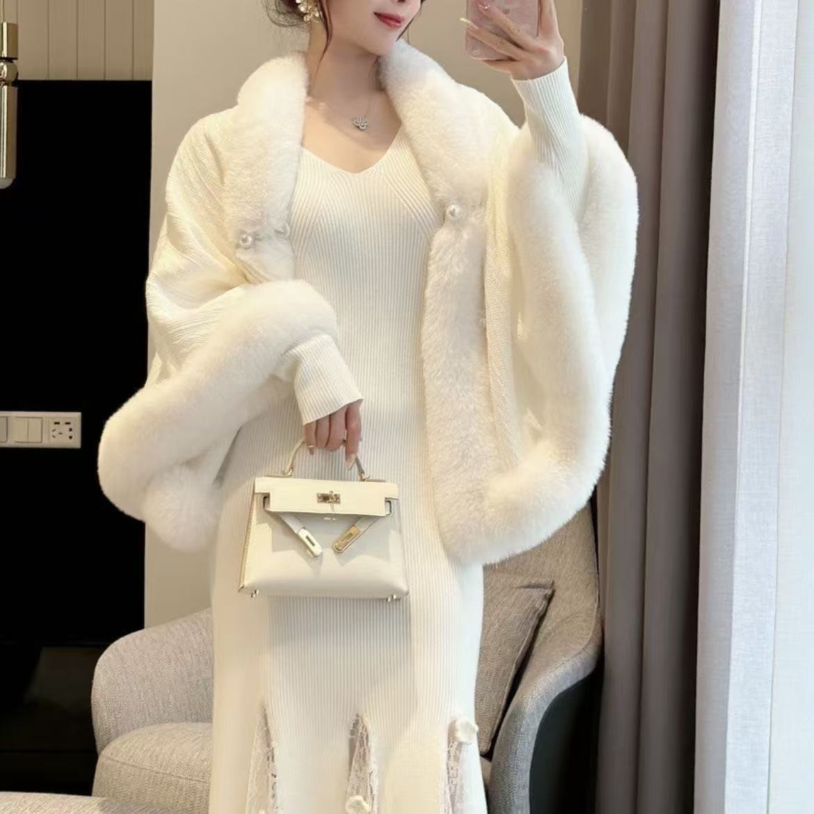 La República de China agrega una capa gruesa de nuevo tipo 2025 Chongqing Chal temperamento de alta gama de otoño y invierno abrigo de punto cálido peluche