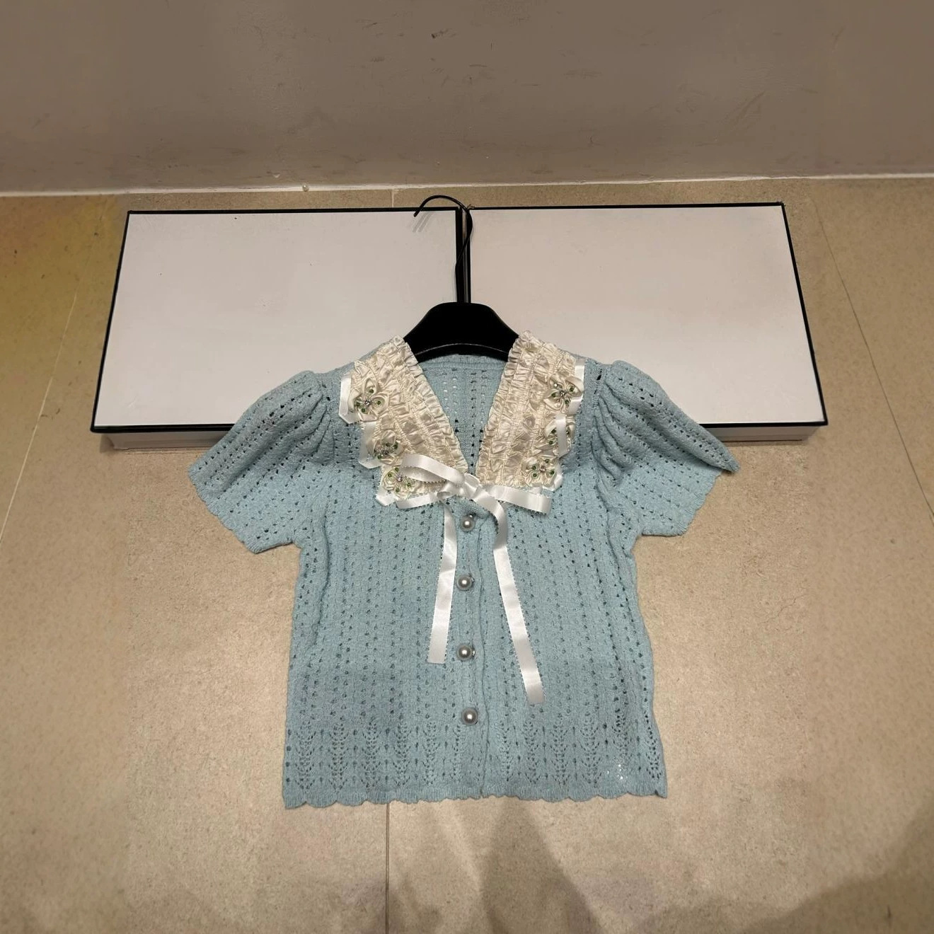 Trendy Brand Knitted Brand Logo Raffia Hollow Lace Bow Short-Sleeve Single-Breasted Cardigan, Loose And Versatile Women's Top, New_ecoleips.com