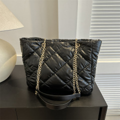 菱格鏈條2023冬季新款潮大容量棉服通勤手提斜挎包單肩質感托特包