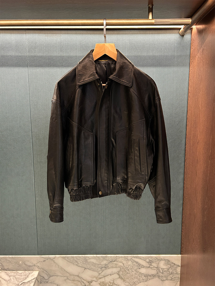 「ファッショナブルなレコーダー」オイルワックス加工植物タンニンなめしスモールラペルレトロワークウェア本革ジャケットブラックレザージャケット女性用