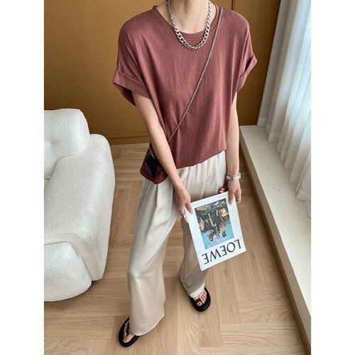 Si Nan blogger's favorite Nordic loose slim and versatile round neck curled short-sleeved T-shirt design sense SN5796