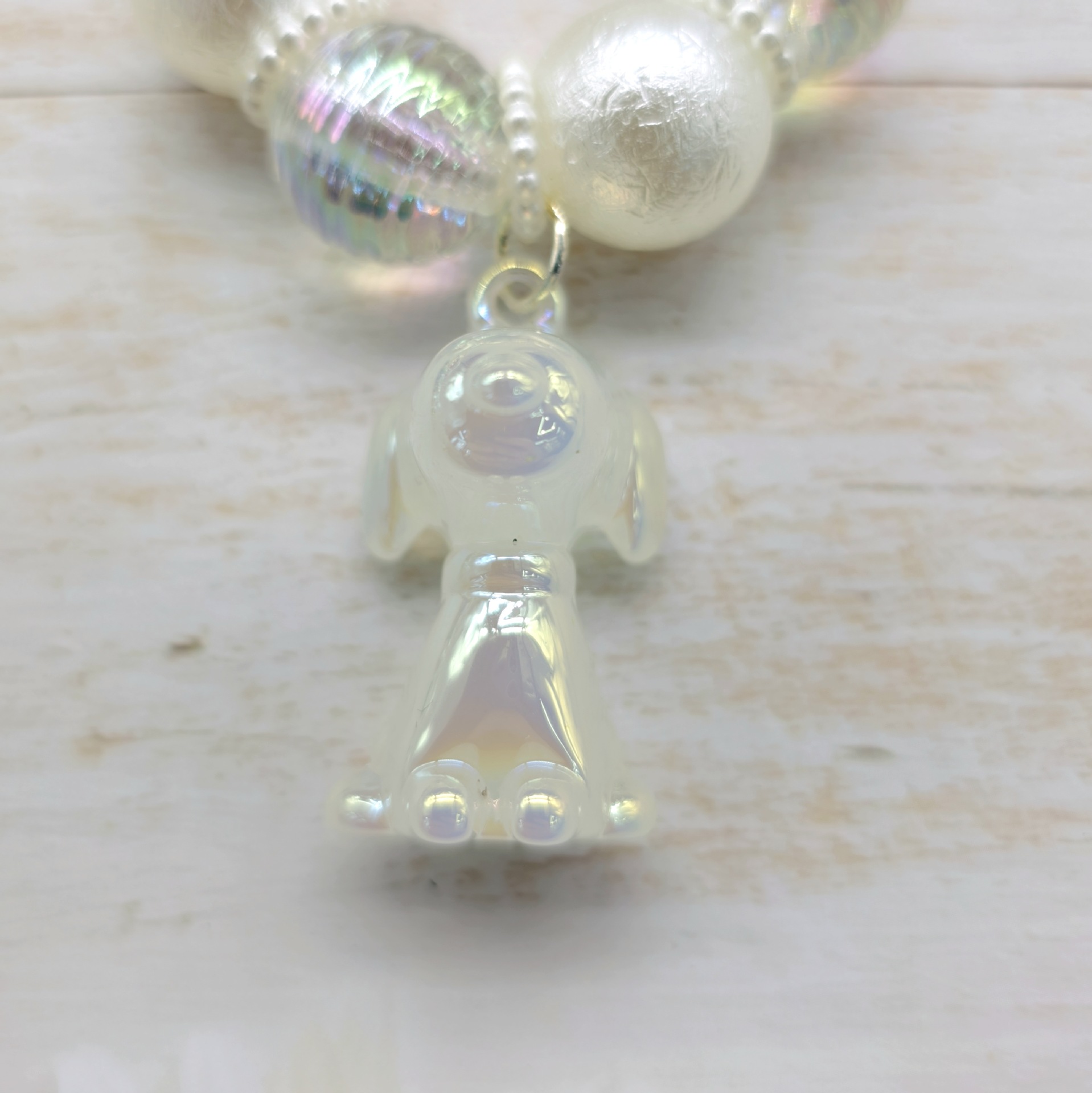 2023 nueva ronda de cadena de cuentas llavero colgante cadena de teléfono móvil colorido fresco perla luminosa color sólido accesorios auricular