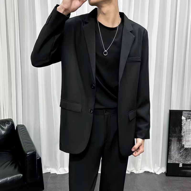 Completo casual da uomo con design a spalle scese, maglietta a maniche lunghe e blazer elegante - Vestibilità slim, outfit alla moda di ispirazione coreana per l'autunno_voghion.com