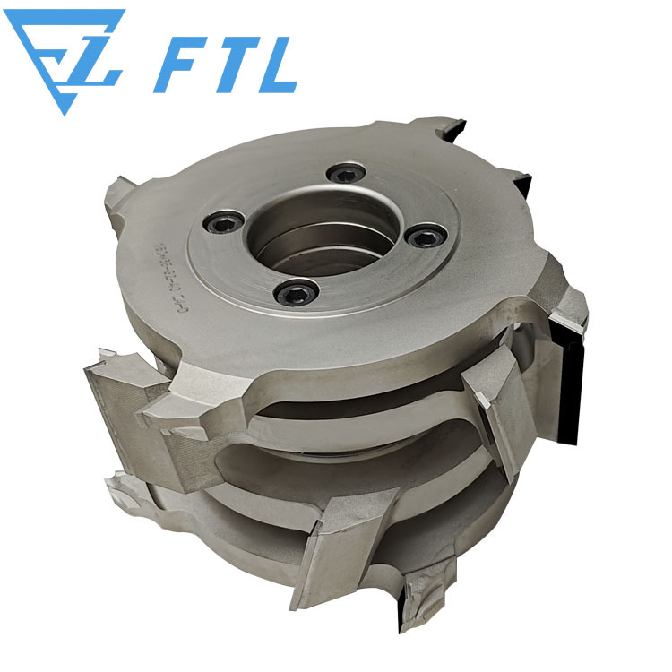 FTL  Դͷ���Ҷ���ľ�����ߡ��ſ򡢳�龵���ƴ�����龡�ʵľ��