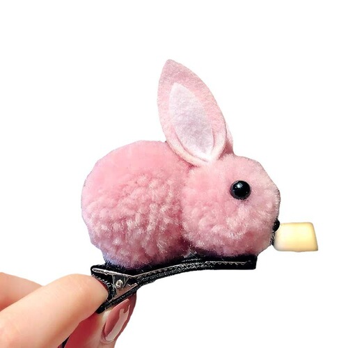 Korean version of children's rabbit plush hairpin for girls, cute duckbill hairpin, baby's hair-free autumn and winter hairpin treatment