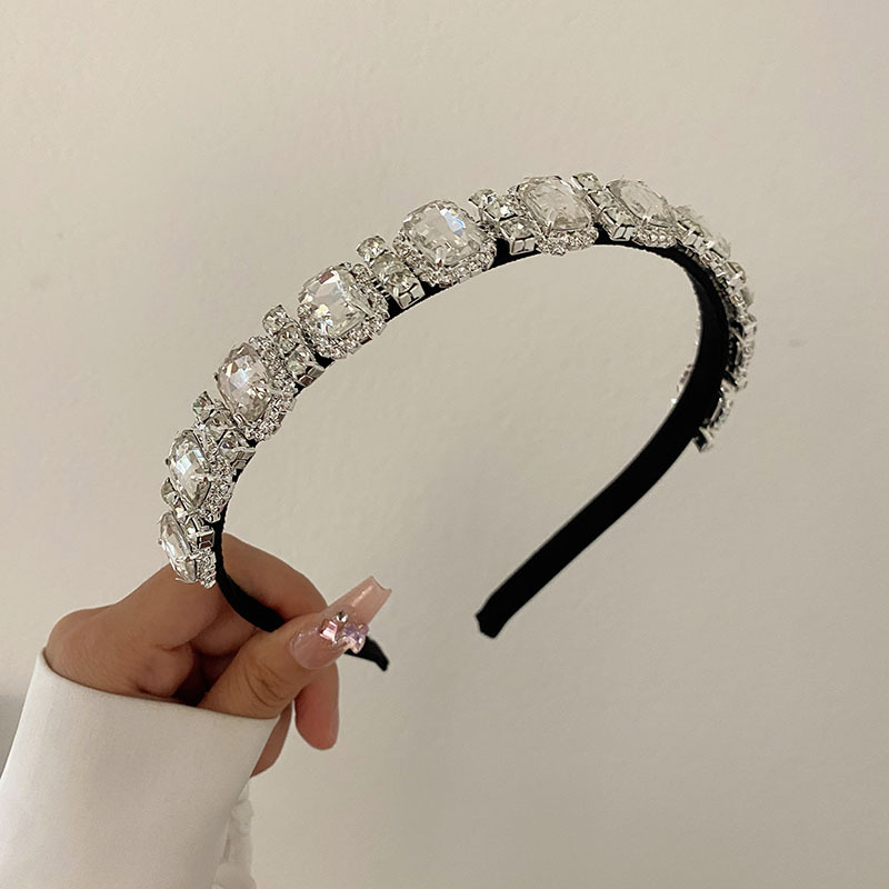 Nicho de alto grado completo diamante diadema temperamento Super brillante borde Delgado diadema moda reina barroca horquilla lavado de cara tocado