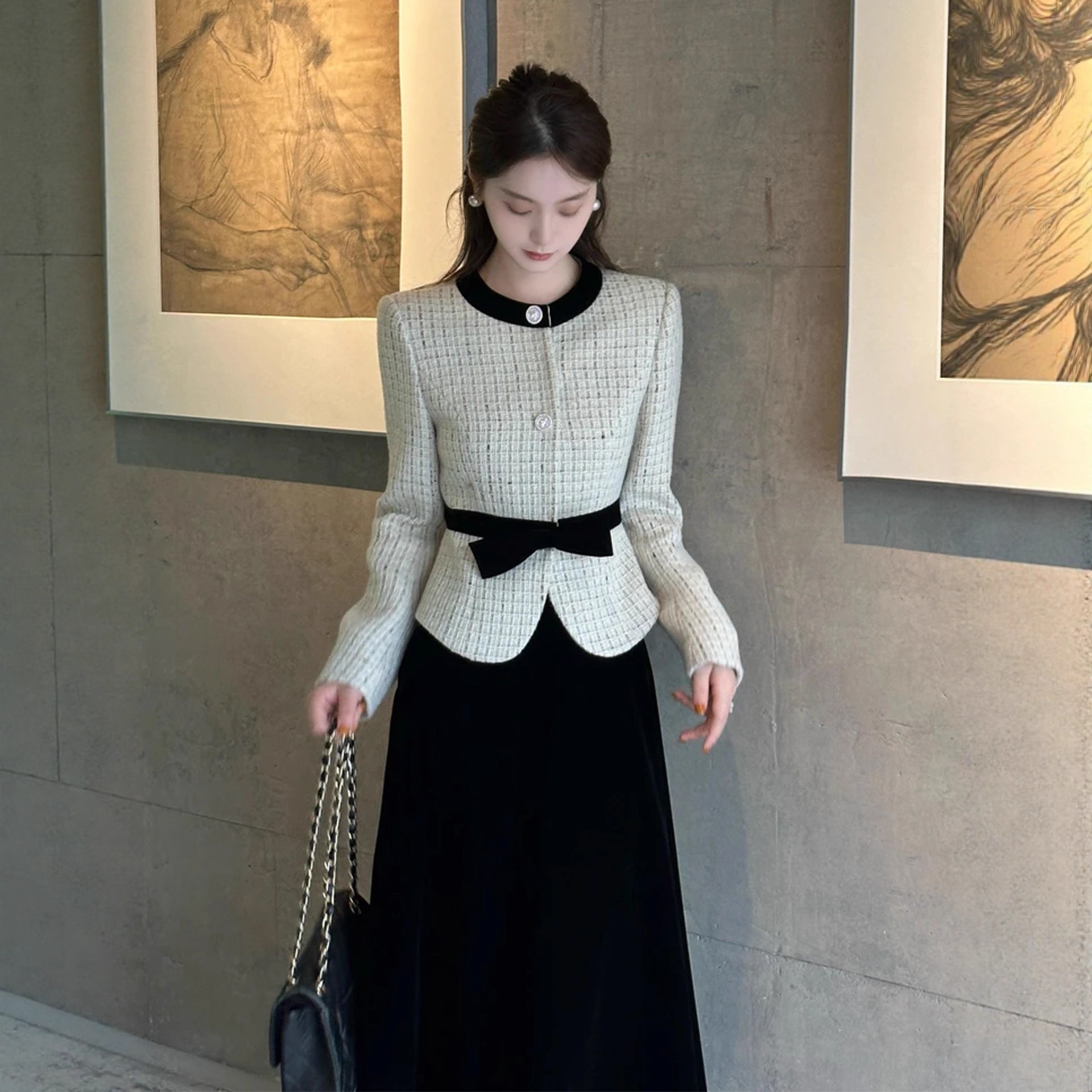 In-Stock 6811 Plus-Size Women's Autumn and Winter New High-End Fashion Set: Elegant Jacket and Skirt in Chanel Style