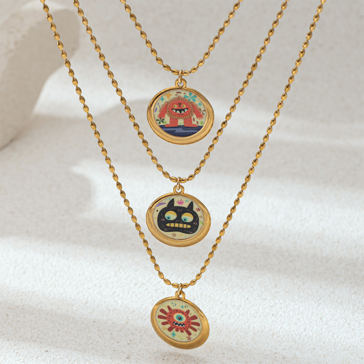 Collar de acero inoxidable para mujeres no se desvanece colgante de monstruo cadena de clavícula ligera lujo transfronterizo joyería caliente