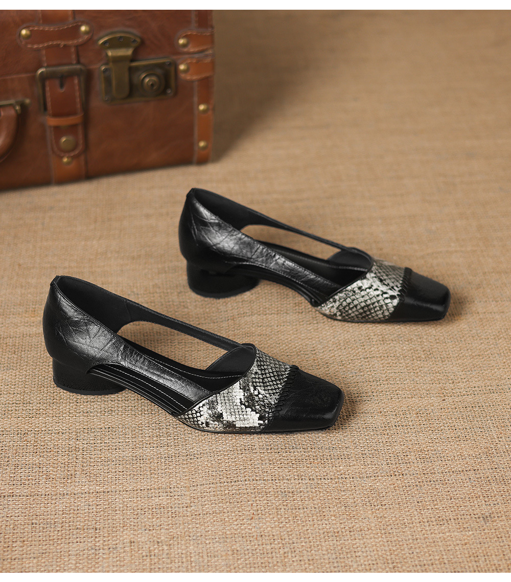 Sandal nữ mũi vuông gót thấp 3 cm da cừu phối màu họa tiết rỗng — đen chi tiết 20