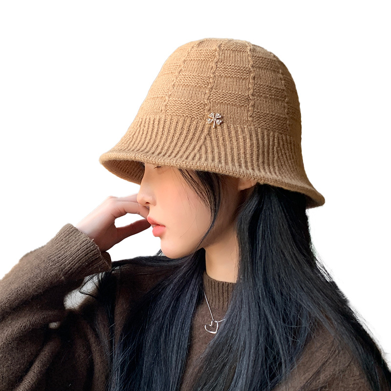 Neue Koreanische Ausgabe Herbst und Winter Gestrickte Warme Wolle Hut Outdoor Freizeit Tourismus Zeigen Gesicht Kleine Eimer Hut Flut_voghion.com