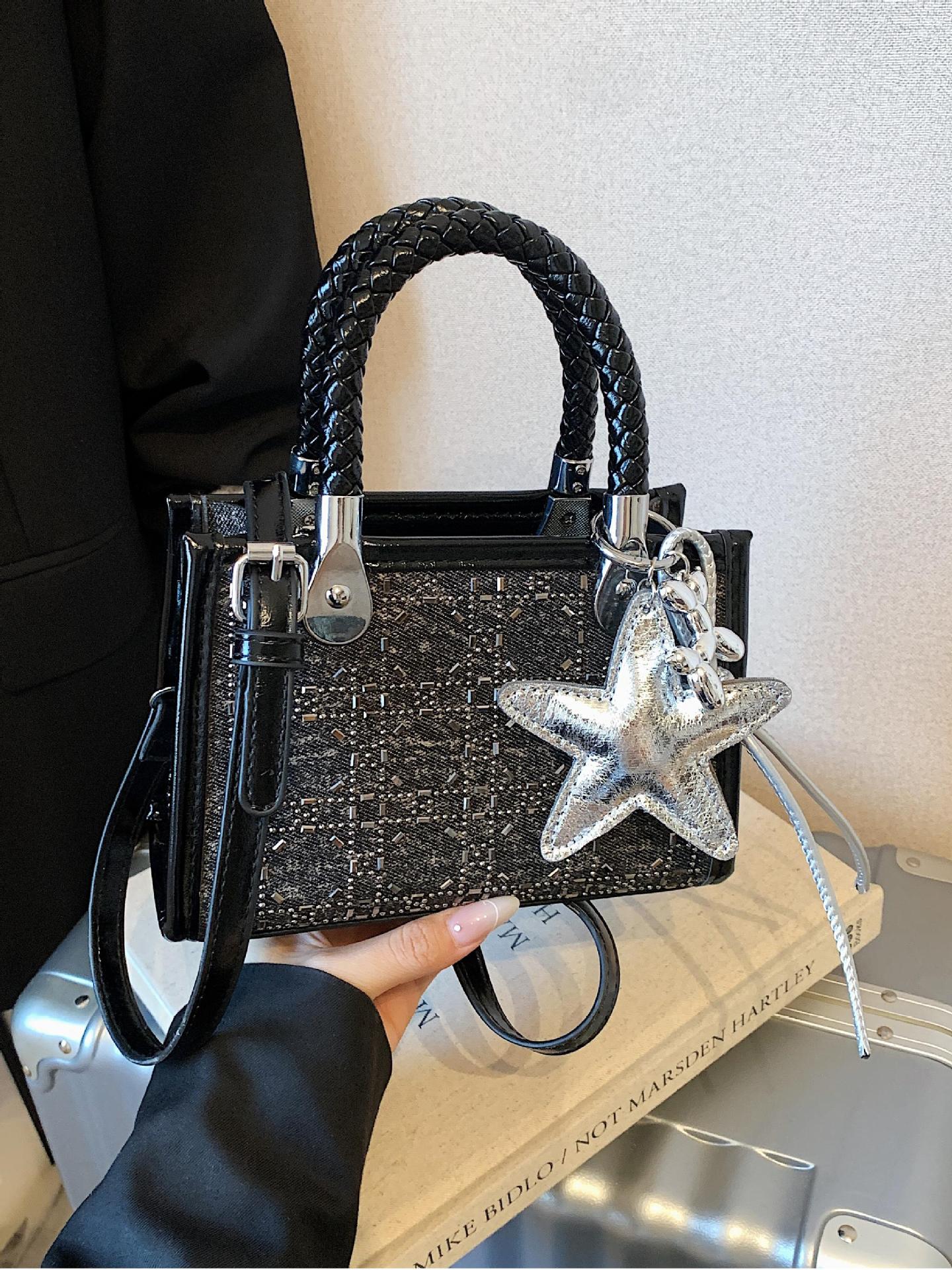 Tendencia extranjera bolso de mano para mujeres 2025 nuevo popular bolso de hombro universal de alto nivel bolso de diamante
