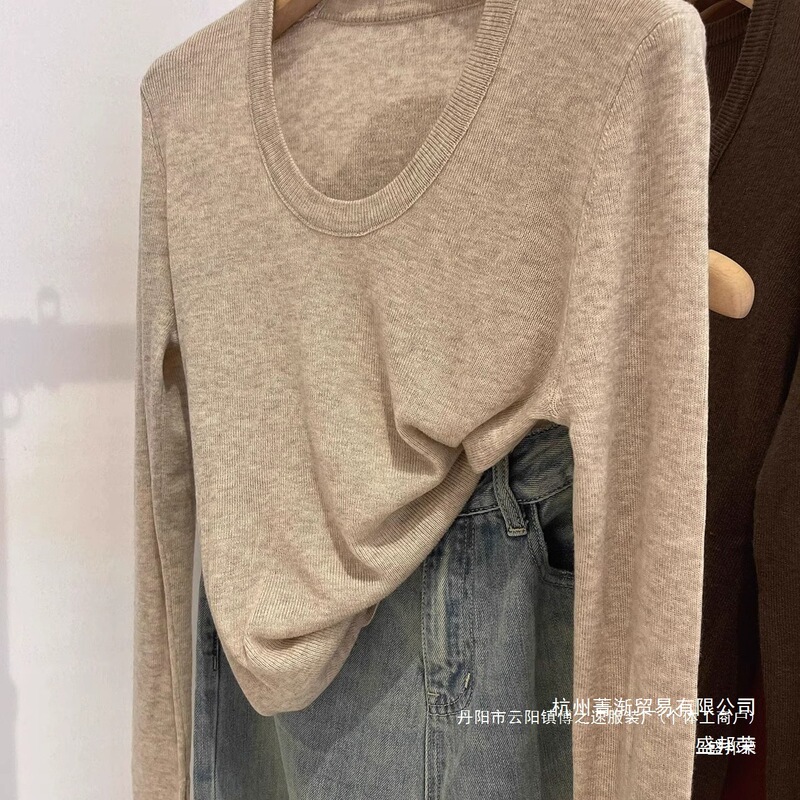 Manufacturer's Orange Collared Wool Knit Sweater for Women, 2025 Autumn New Slim-Fit Sweater with Long Sleeves and Low Neckline Manufacturer's Orange Collared Wool Knit Sweater for Women, 2025 Autumn New Slim-Fit Sweater with Long Sleeves and Low Neckline