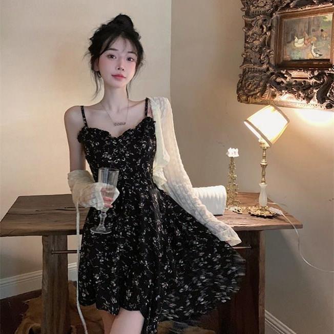Hepburn style suit female temperament black floral strap irregular dress + sunscreen cardigan slim two-piece suit