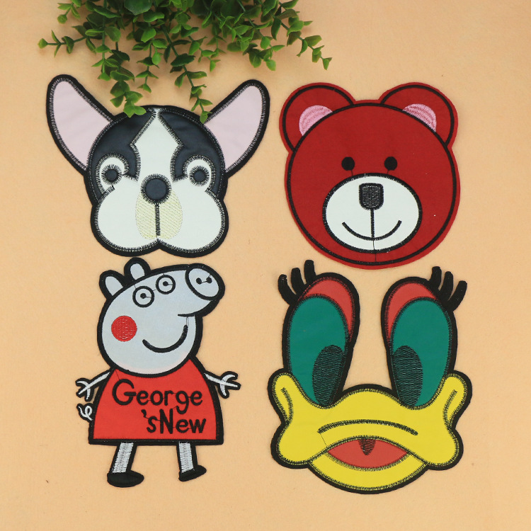 现货卡通狗头刺绣贴皮大布贴 狗熊小猪鸭子图案 跨境服装辅料批发