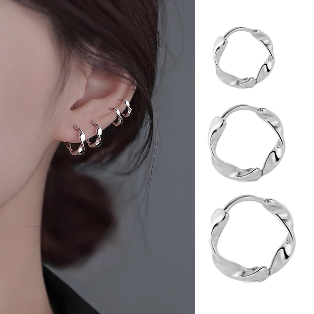 Mobius Earrings New Trendy Internet Celebrity Japanese and Korean Simple Rotating Wave Hoop Earrings Couple Style Plain Earrings