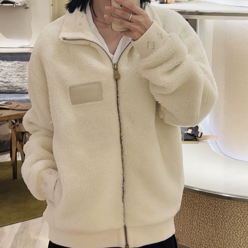 European Collection 2026 Spring and Autumn New Teddy Fleece Stand Collar Winter Windproof Lightweight Warm Jacket for Men and Women European Collection 2026 Spring and Autumn New Teddy Fleece Stand Collar Winter Windproof Lightweight Warm Jacket for Men and Women