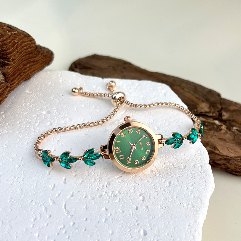 Second-Hand Fashion Niche High-End Quartz Watch Rhinestone Light Luxury Bracelet Adjustable Bracelet Watch Foreign Trade Wholesale