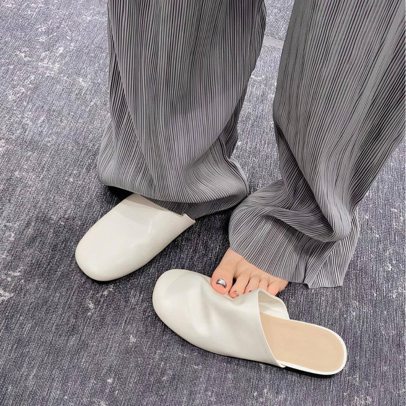 Sheepskin Version Ultra-Soft Closed-Toe Slippers for Women, Summer Outdoor Wear, Square-Toe Flat Mules, Casual Slip-On Genuine Leather Half-Slipper Women's Shoes Sheepskin Version Ultra-Soft Closed-Toe Slippers for Women, Summer Outdoor Wear, Square-Toe Flat Mules, Casual Slip-On Genuine Leather Half-Slipper Women's Shoes