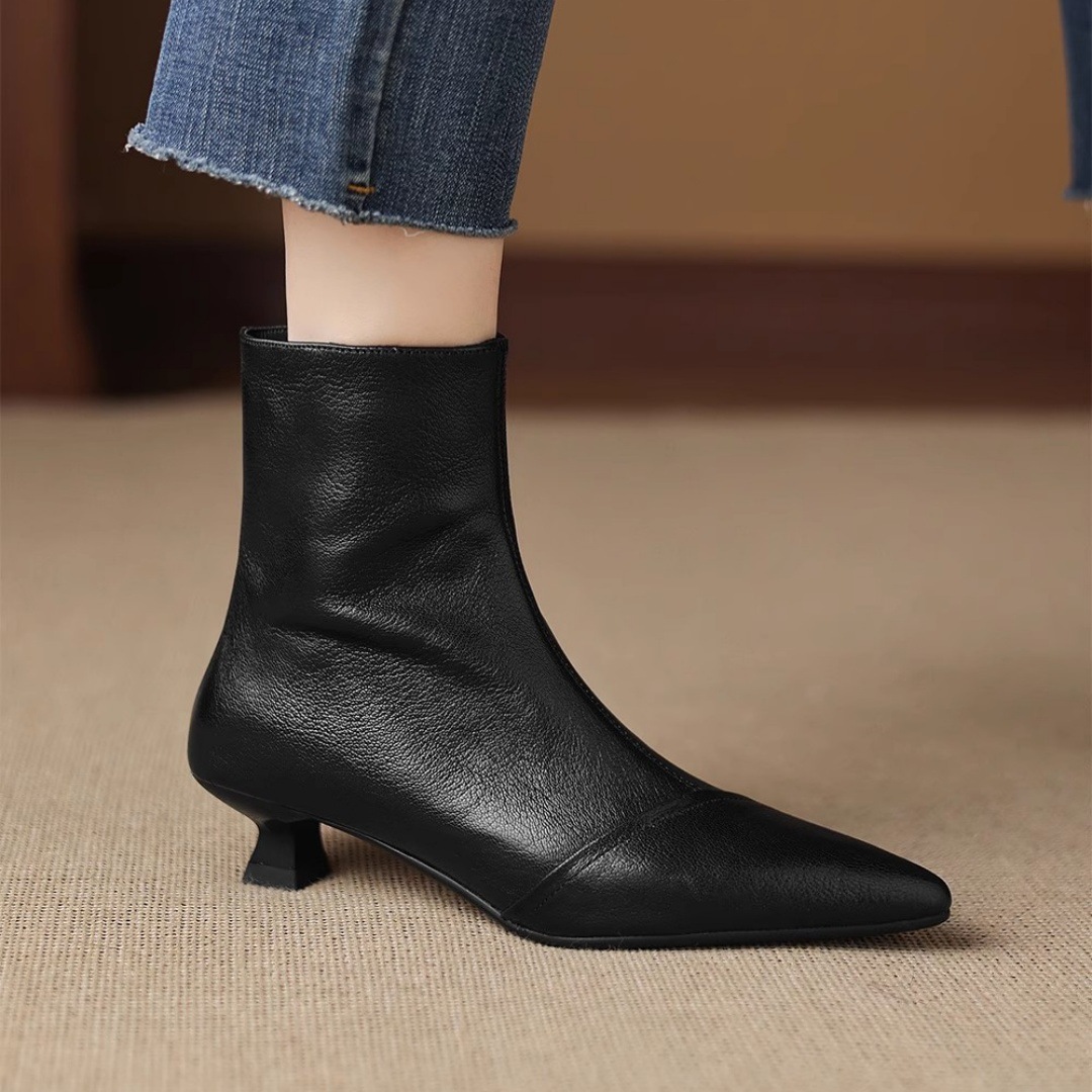 French-Style Soft Leather Small Nude Boots, Pointed-Toe Brown Ankle Boots, Autumn and Winter Comfortable Cat Heel High Heels, Popular Mesh Martin Boots for Women