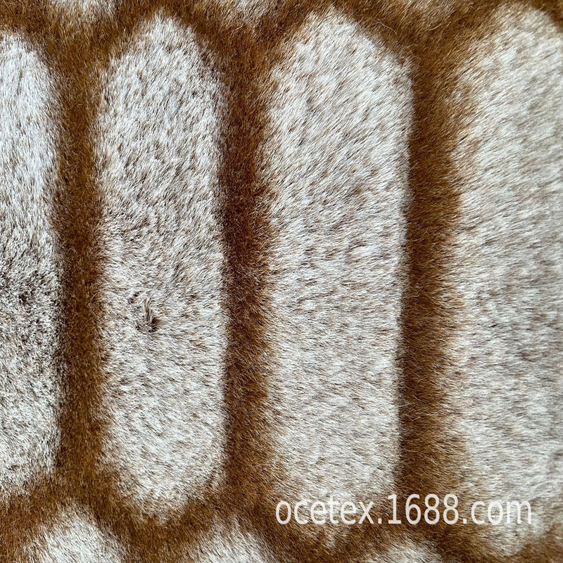 厂家供应罗拉波浪小兔毛绒布人造小兔毛皮草玩具面料男女睡衣面料