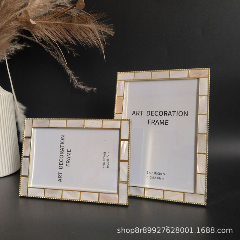 Fashionable Natural Shell Photo Frame Table, Fashionable and Casual Gold Border Shell Photo Frame Fashionable Natural Shell Photo Frame Table, Fashionable and Casual Gold Border Shell Photo Frame