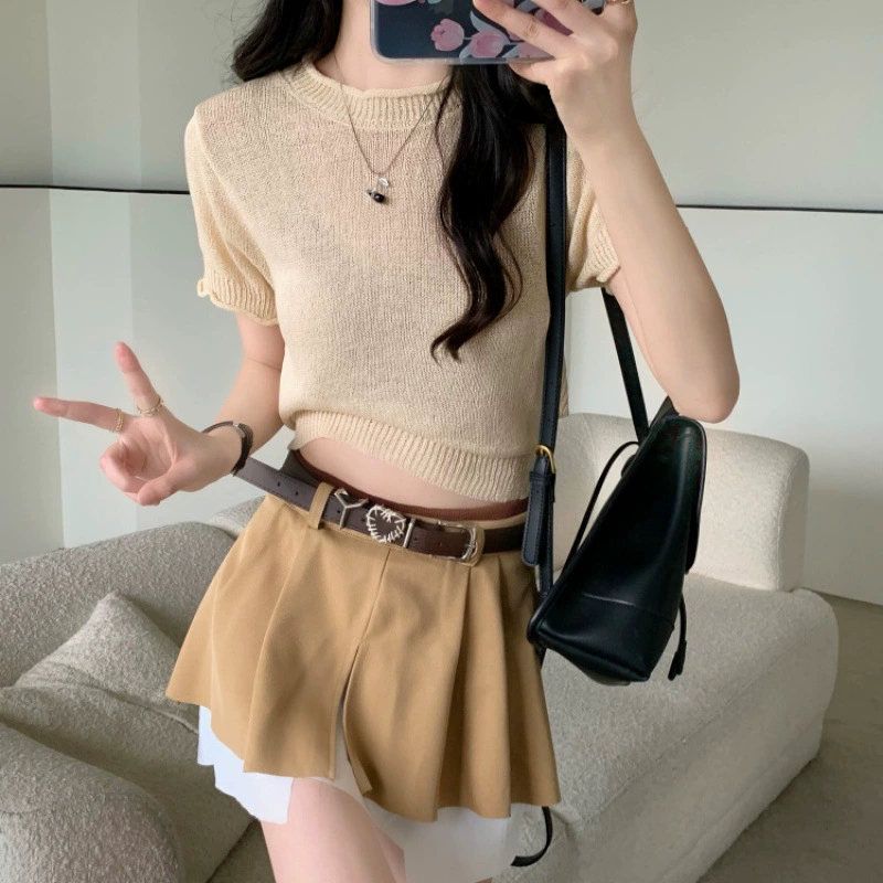Вязаный тонкий летний короткий свитер с круглым вырезом, slim fit