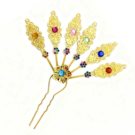 耳环;发带;发夹