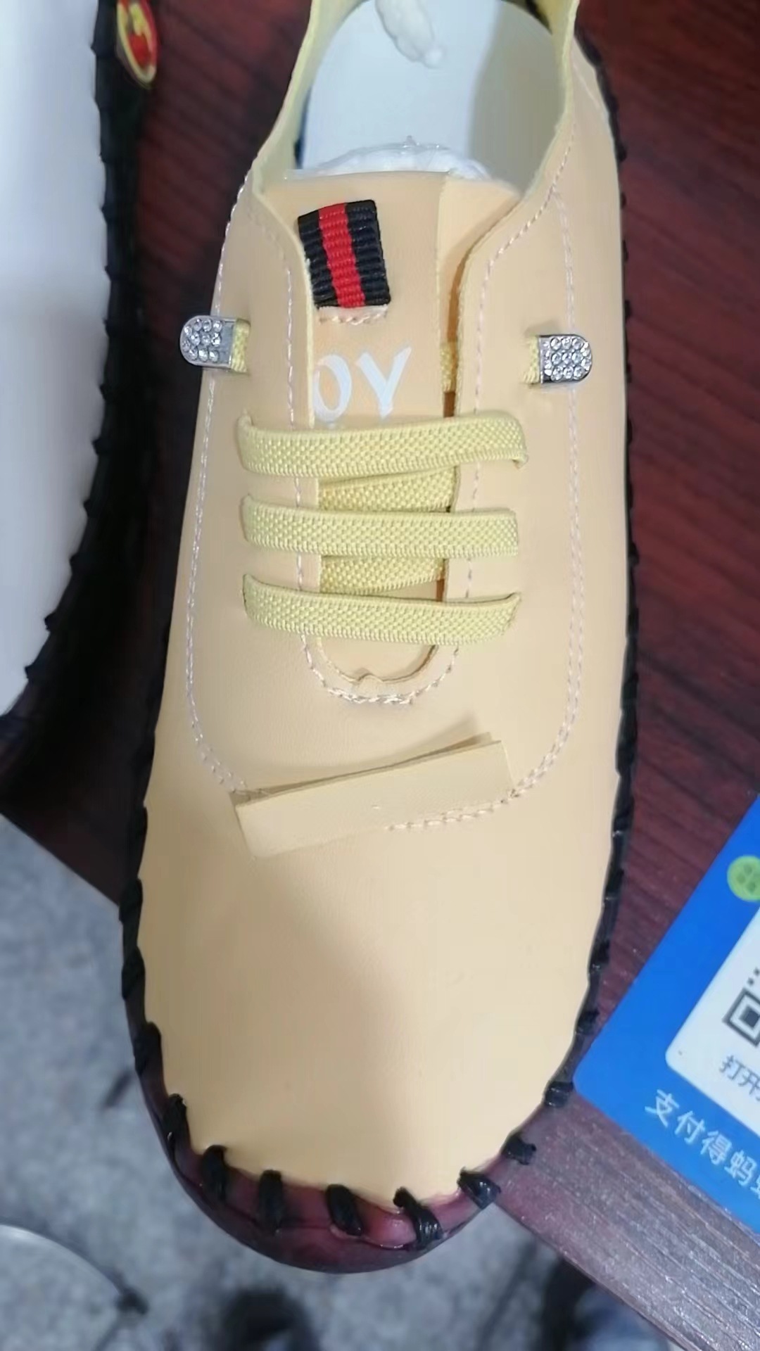 Cross-border caliente Hecho a mano de carne tendón suave inferior mamá zapatos de las mujeres 2023 primavera y verano nuevo soporte independiente zapatos planos zapatos Casuales