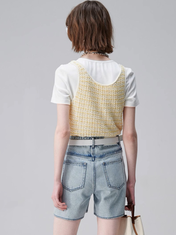 日本の小衆ニットベスト女性2025年の新型ファッションは袖なしのカチューシャの上着を着ています。|undefined