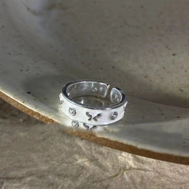 Elegant Designer Ring With Heart Shell For Women, Adjustable Fit_voghion.com
