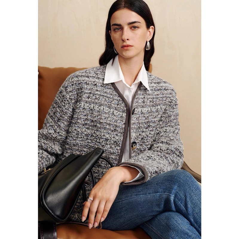 Wenjiu Fancy Wool Tweed Small Fragrance Jacket V Neck Loose and Versatile Long-Sleeved Women's 25 Winter New Style 1081