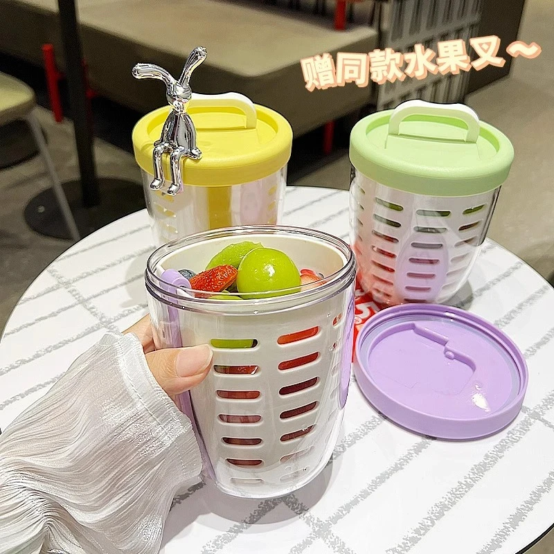 ♤ Double-Layer Take-Out Fruit Cup with Fork, Portable Salad Cup, Breakfast Oatmeal Yogurt Cup for Office Workers, Fruit Drain