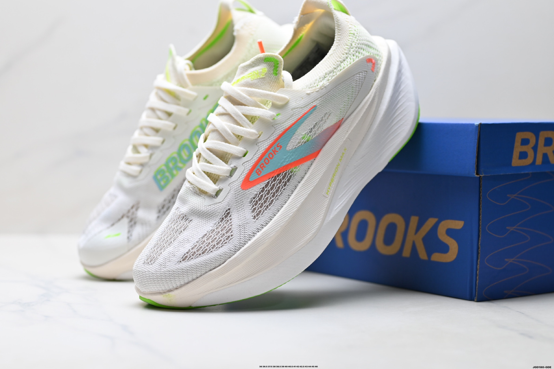 Nuevo comercio exterior glicerina max refrescante retro zapatos de corrida tornado zapatos de carreras de carretera