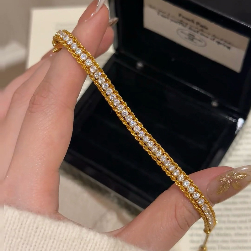 Real Gold 24K Electroplating Strong Color Retention Xiaohongshu Popular Italian Twist Lace Retro High-End Italian Bracelet Real Gold 24K Electroplating Strong Color Retention Xiaohongshu Popular Italian Twist Lace Retro High-End Italian Bracelet