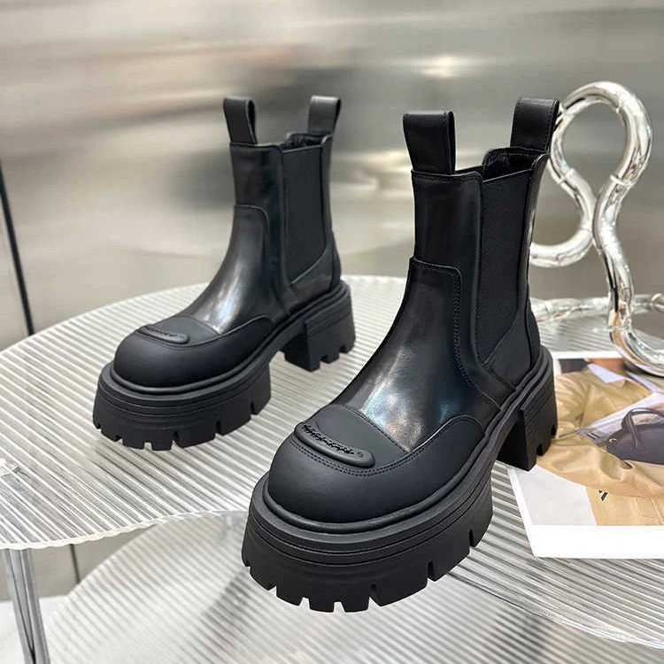 [В наличии] Короткие ботинки Челси, женские ботинки-чимейны, осень-зима 2025, новые, на толстой подошве, удлиняющие ноги, универсальные ботинки в стиле Мартин