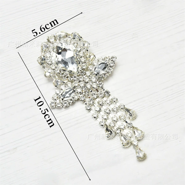 White buckle, pin, 1 pieces