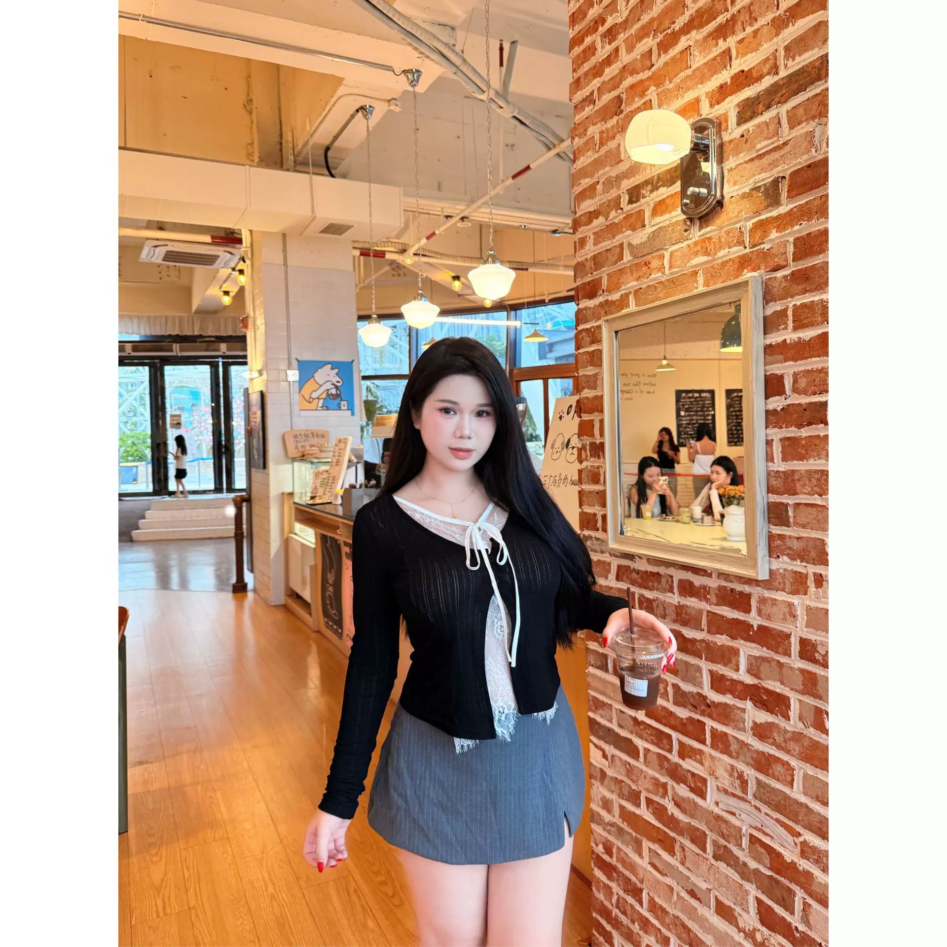 【蕾丝绮梦】秋季新款纯欲风显瘦修身圆领蕾丝衬衫短裙两件套