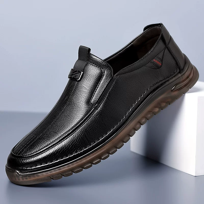 Footwear, men's breathable shoe covers for leather shoes for leisure, non-slip shoes, autumn, trend of season, soft sole, for middle age