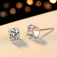Amazon S925 Ювелирные изделия оптом Mo Shang Diamond Moissanite Чистые красные серьги Корова голова Серебряные Серьги 1 карат для женщин