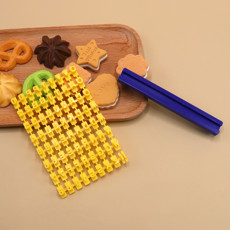 Foreign trade supply creative simulation baking mold English alphanumeric symbol stamp biscuit mold