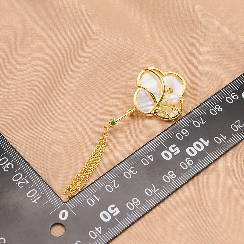 Nuevo estilo chino perla de agua dulce natural broche nicho alto sentido pin accesorios ramillete 18K oro real color retención