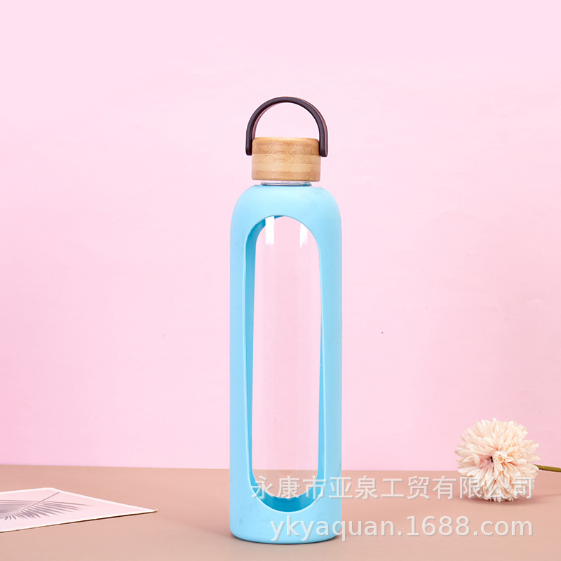 Vaso de vidrio portátil transfronterizo con alto contenido de borosilicato con funda de silicona, taza de agua de vidrio de té portátil para automóvil al aire libre, regalo al por mayor