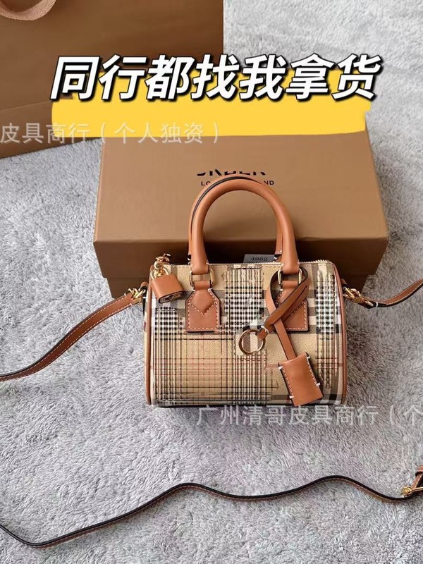 巴家经典老花格纹枕头包牛皮波士顿保龄球包 单肩手提斜挎包|undefined