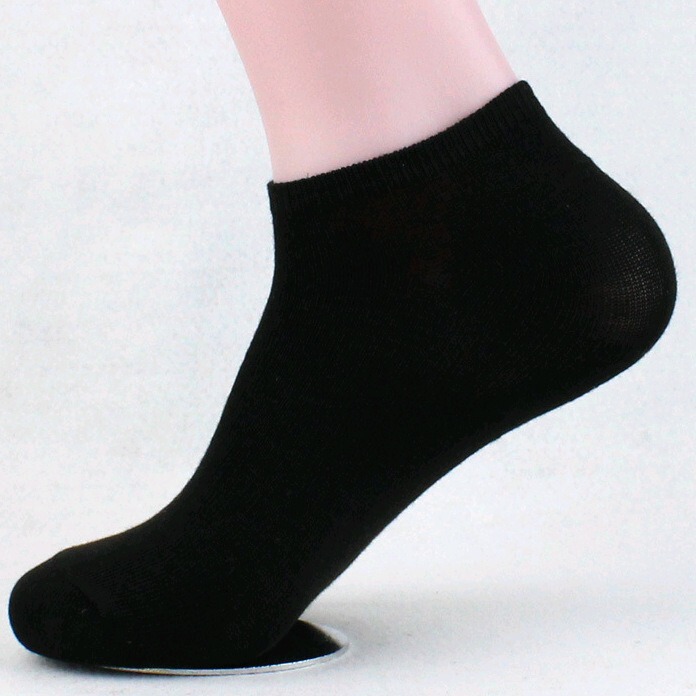 Socks Men's Four Seasons Boat Socks Solid Color Cotton Socks Thin Short Socks Invisible Black and White Shoelaces Sports Trendy Breathable Suction Machine Color