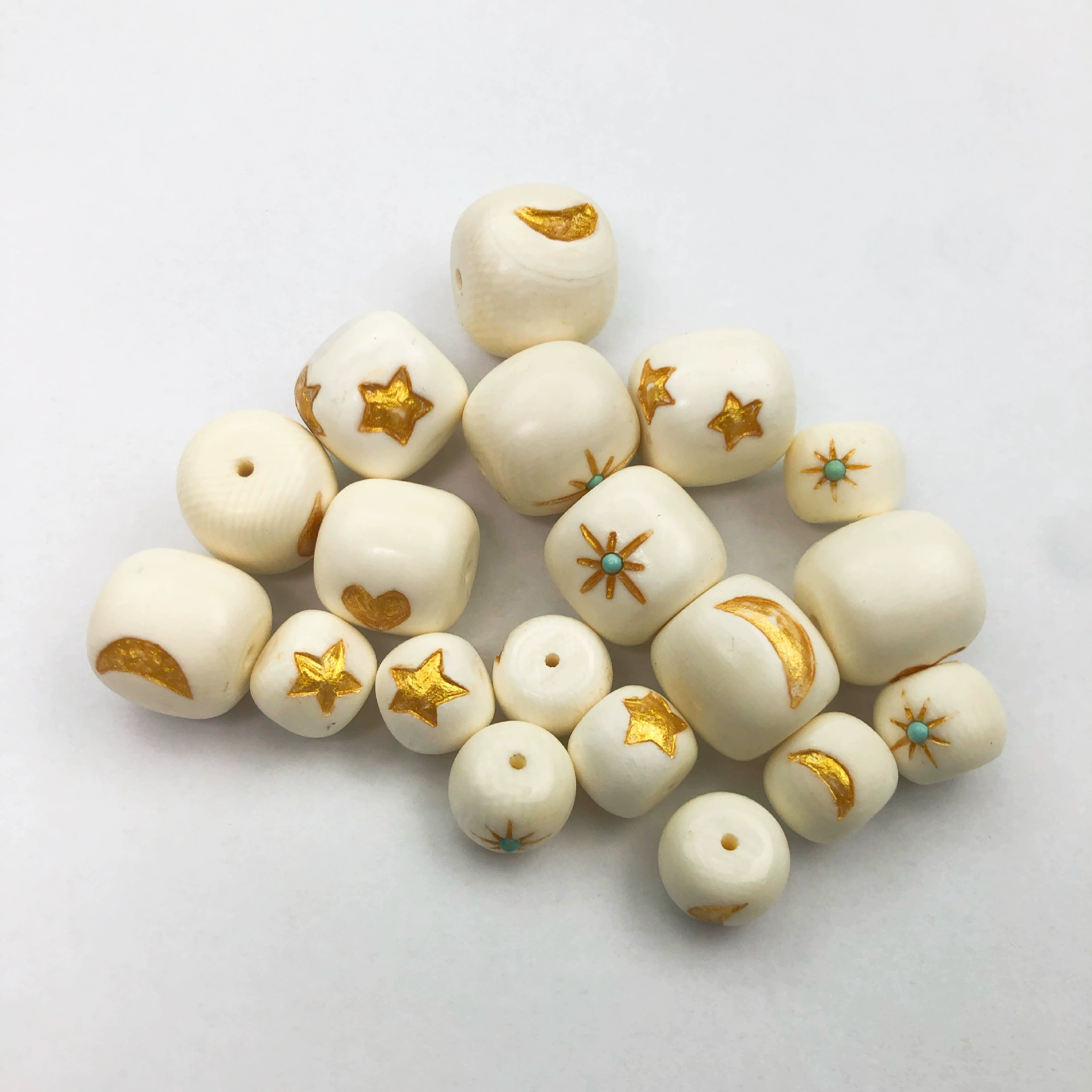 Тан Длинный Мамонт Солнце Луна Звезды Бусины Аксессуары Мамонт Солнце Луна Звезды