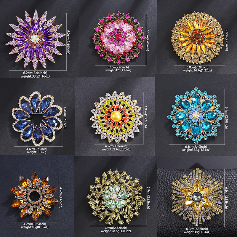 High-End Purple Glass Snowflake Brooch, Exquisite and Fashionable Women's Clothing Lapel Fixed Pin to Prevent Exposure Corsage