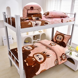 �Ӻ�ůţ�̽q�W������������ѩ���q���׆���0.9m���p��q���m�q