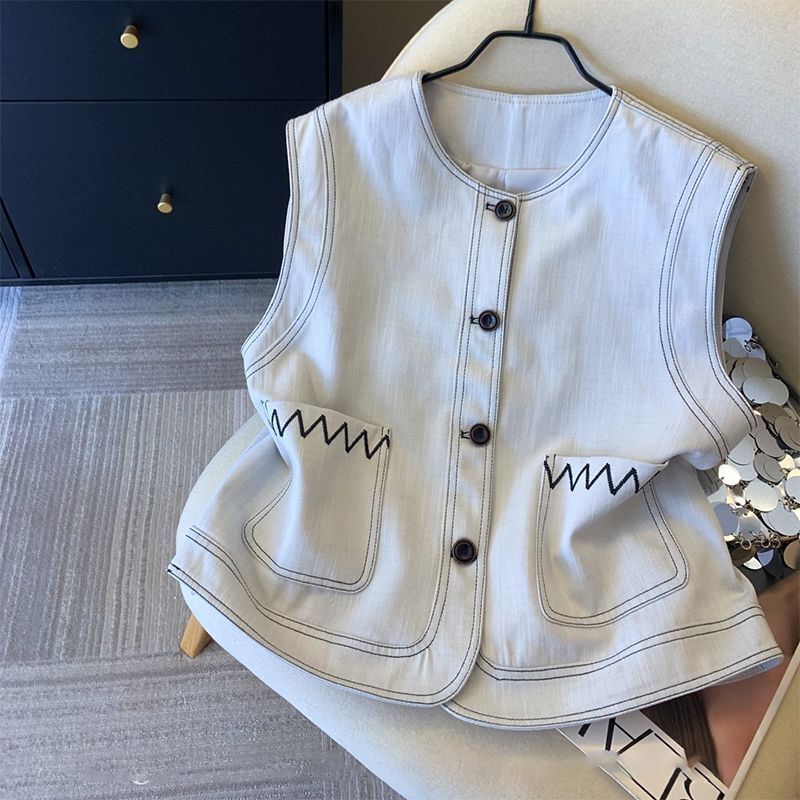 2026 New Women's Denim Vest for Spring and Summer, Vintage Loose Fit, Slimming, Sleeveless Short Vest for Petite Women