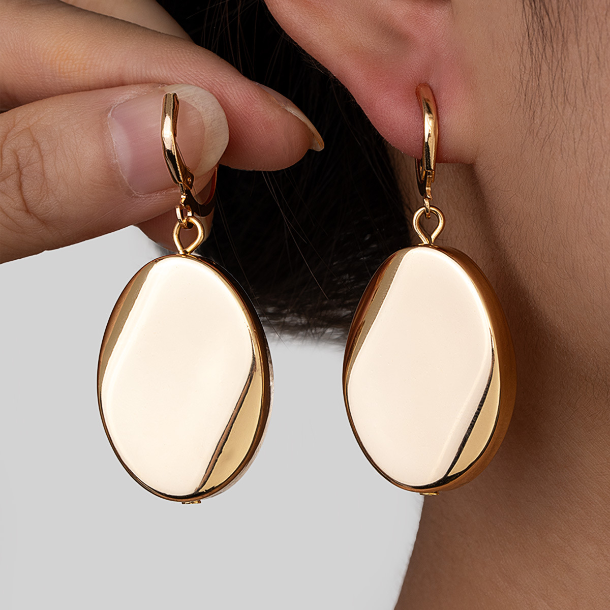 European and American Cross-Border Fashion Personality Exaggerated Style Irregular Geometric Round Pendant Women's Earrings Necklace Jewelry Wholesale